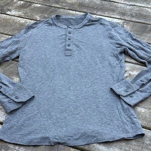 Kit & Ace Gray Long Sleeve Henley Top size M